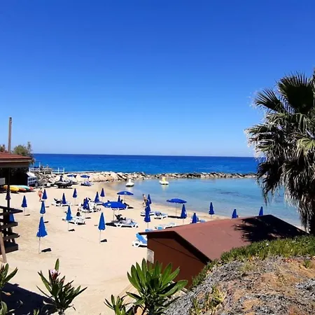 Apartment Thalassa Apt.303 *